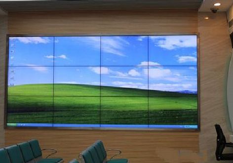 华宁液晶拼接屏的另类用法。